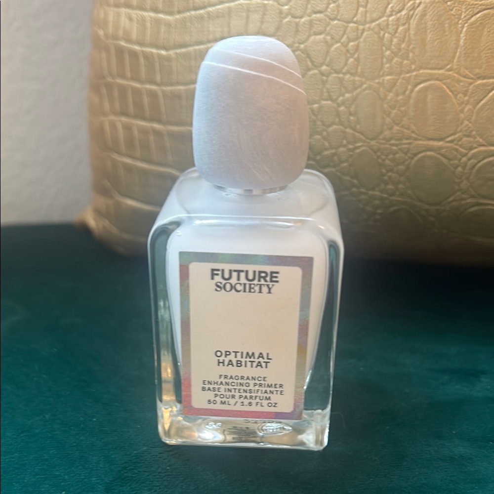 Future Society Optimal Habitat Fragrance